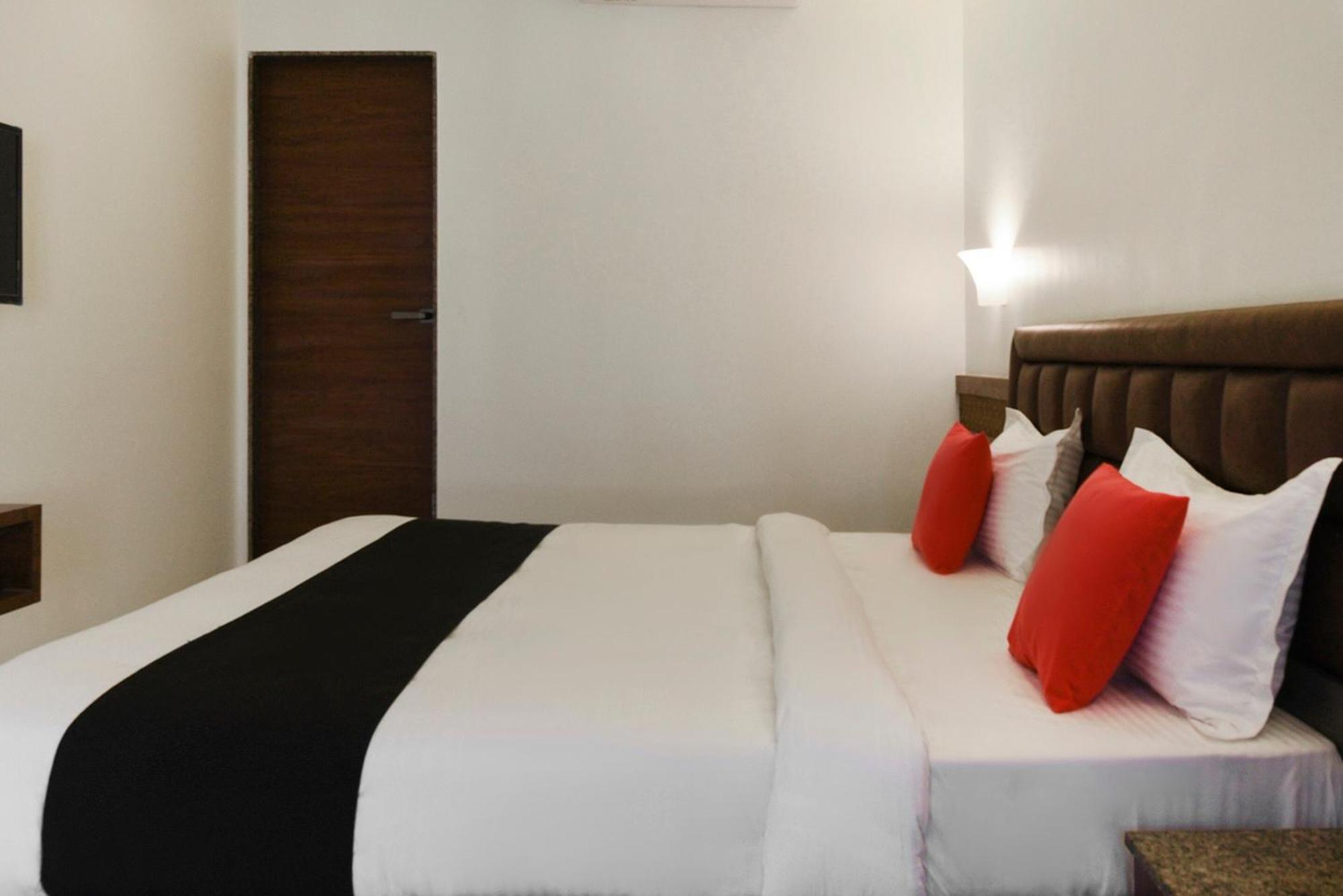 Oyo Flagship Hotel Shreeyash Executive Mangvadi Kültér fotó