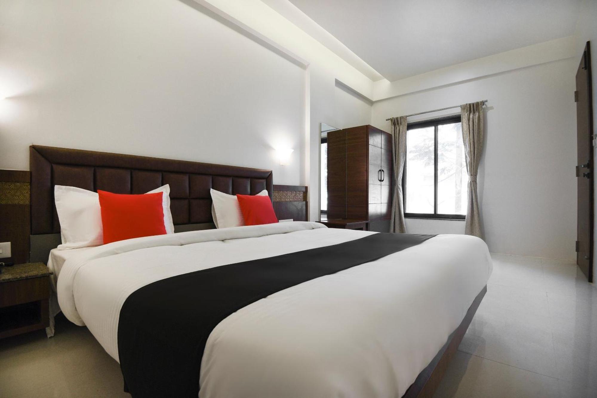 Oyo Flagship Hotel Shreeyash Executive Mangvadi Kültér fotó